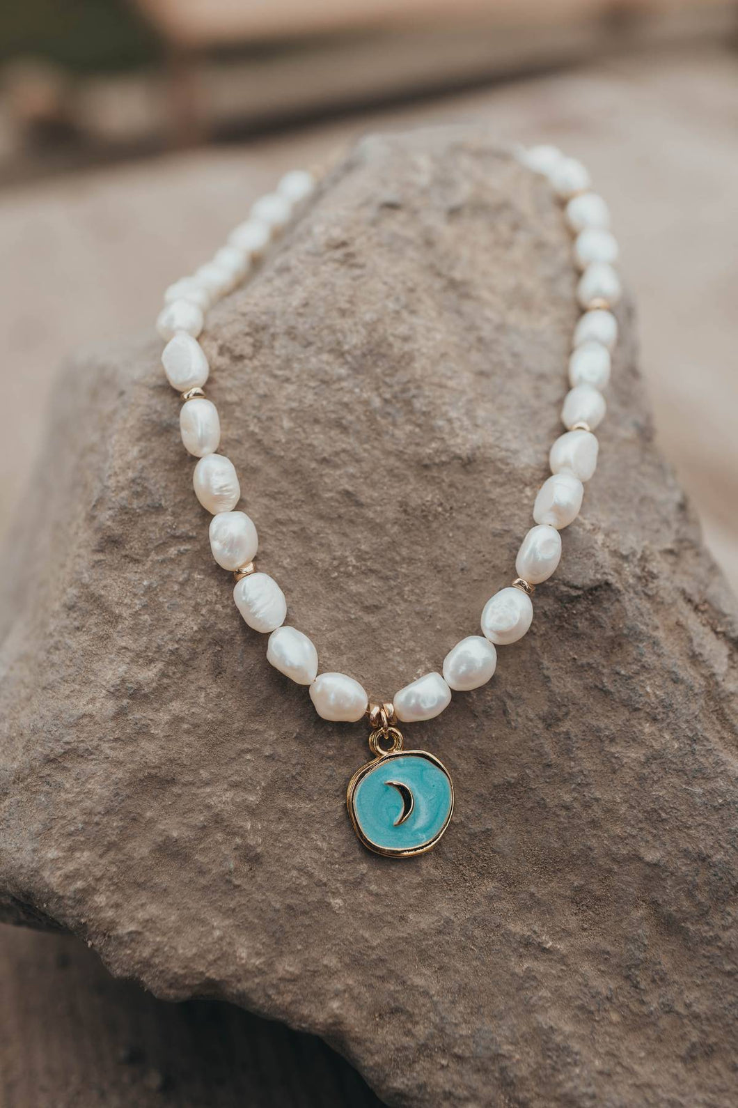 Necklace Crescent and Pearls