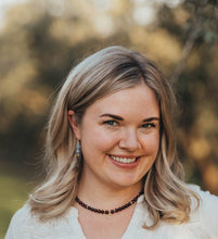 Load image into Gallery viewer, Necklace Burgundy Pearl
